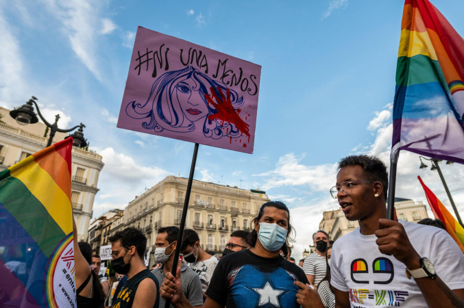 Madrid anti-LGBTİ+ nifrət cinayətlərinə qarşı birləşib