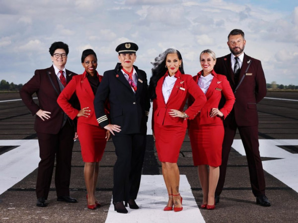 Virgin Atlantic genderli uniformaları ləğv edib