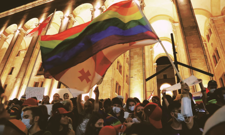 Gürcüstanda “LGBT təbliğatını” qadağan edən qanun layihəsini