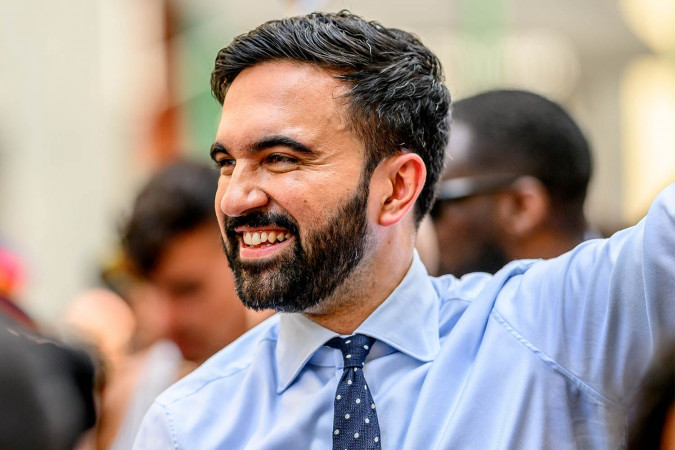 Nyu-York merinin tövsiyəsindən sonra Heated Rivalry kitabına maraq kəskin artıb