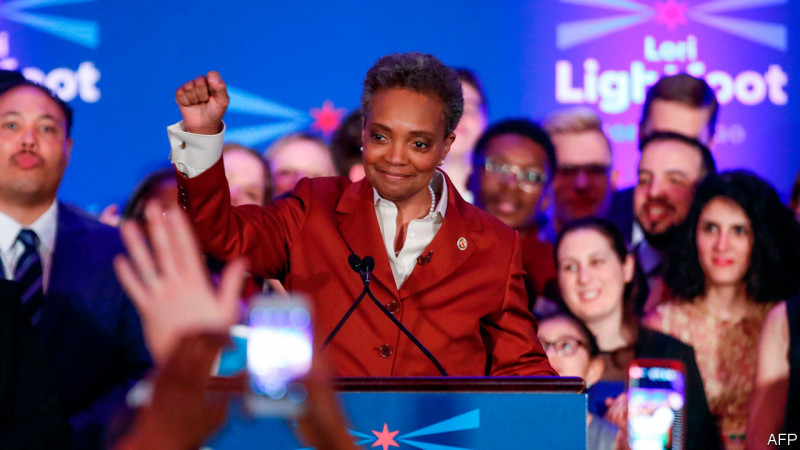 Chicago elects its first lesbian Mayor
