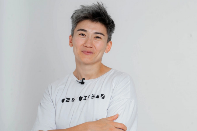 Məhkəmə LGBTQİ+ aktivisti Janar Sekerbayevanı təqsirli bilib