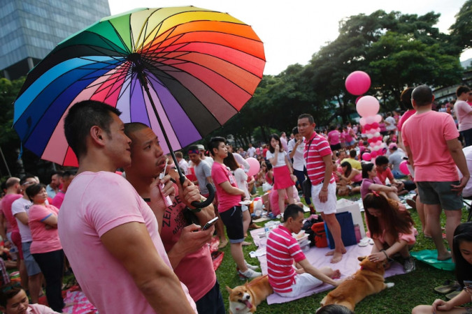 377A: Singapore to end ban on gay sex