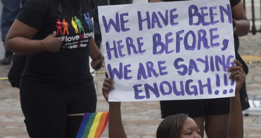 Cənubi Afrikada gənc lezbiyan öldürülüb