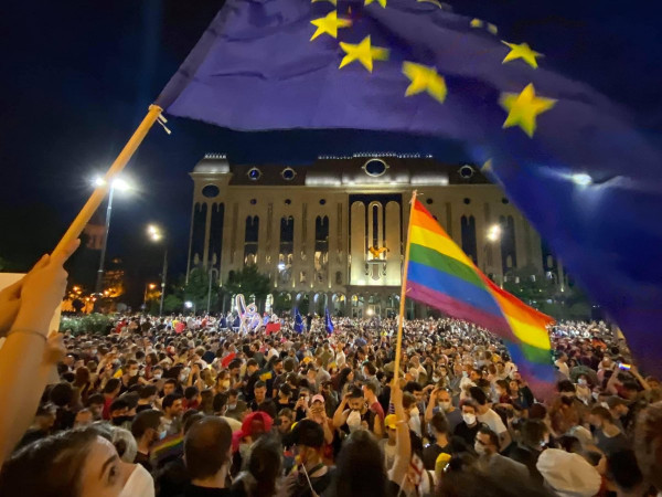 Tbilisi Pride: Gürcüstanda minlərlə insan aksiya edib