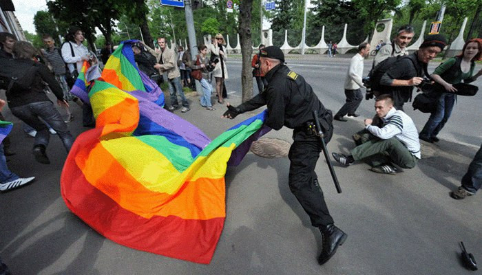 Belarus LGBTQİ+ “təbliğinə” cəza tətbiq edir