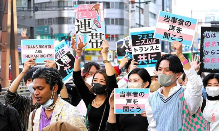Yaponiyada trans qadın gender markerini dəyişə bilər