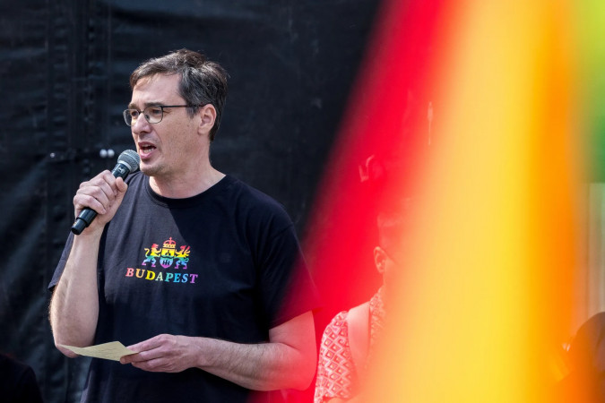 Budapeştin meri LGBTQİ+ yürüşünə görə dindirilib
